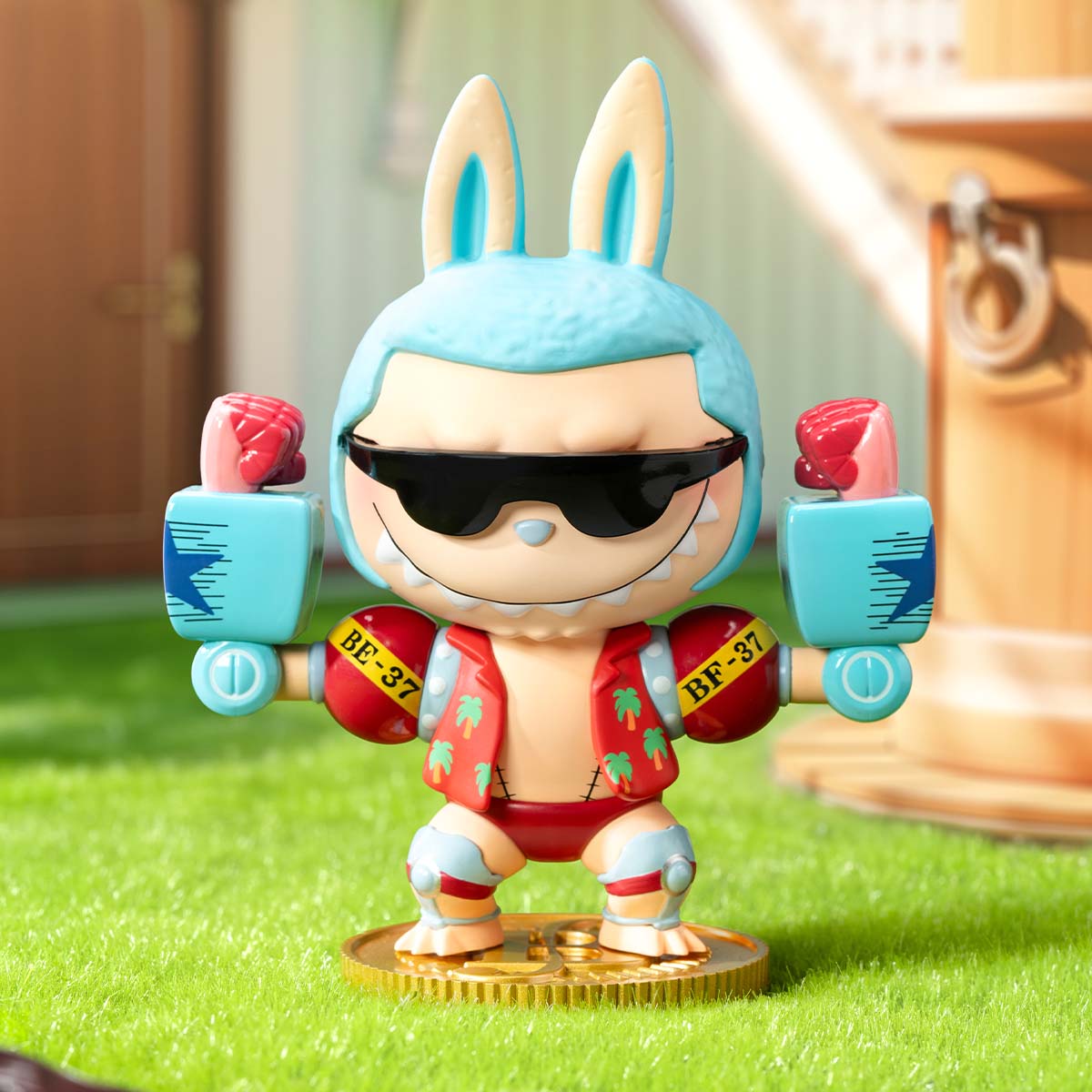Labubu × One Piece Franky Figurine – Gelimiteerde Cyborg Timmerman Collectible